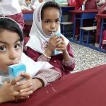توزیع شیر در مدارس بوشهر کیک بود